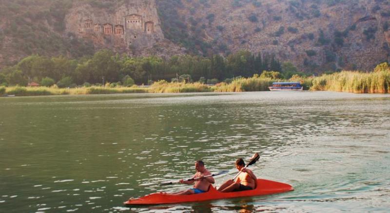 Longhouse Inn Hotel Dalyan Extérieur photo