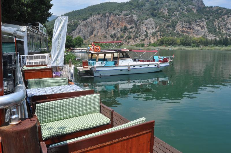 Longhouse Inn Hotel Dalyan Extérieur photo