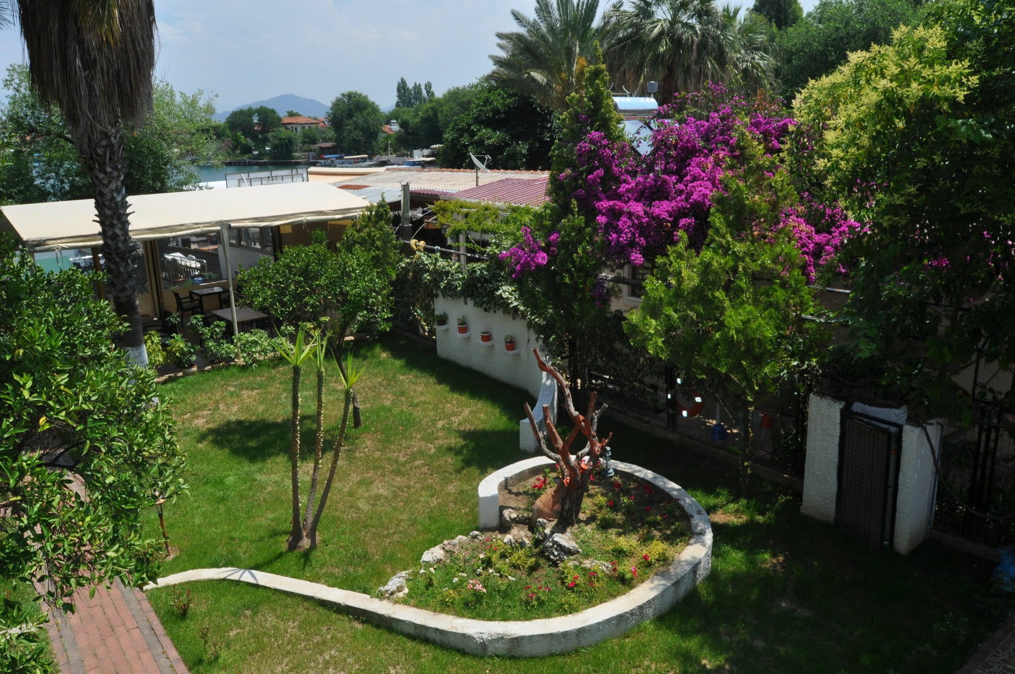 Longhouse Inn Hotel Dalyan Extérieur photo