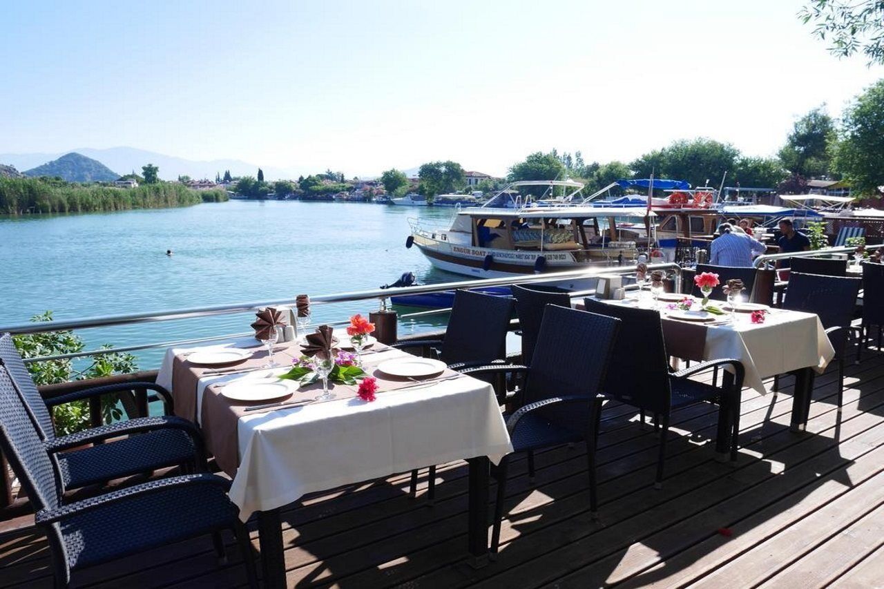 Longhouse Inn Hotel Dalyan Extérieur photo