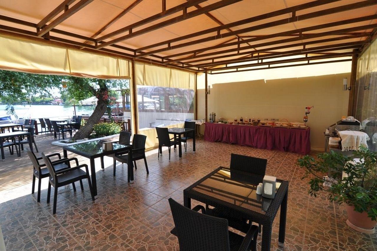 Longhouse Inn Hotel Dalyan Extérieur photo