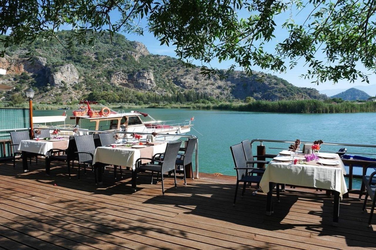 Longhouse Inn Hotel Dalyan Extérieur photo